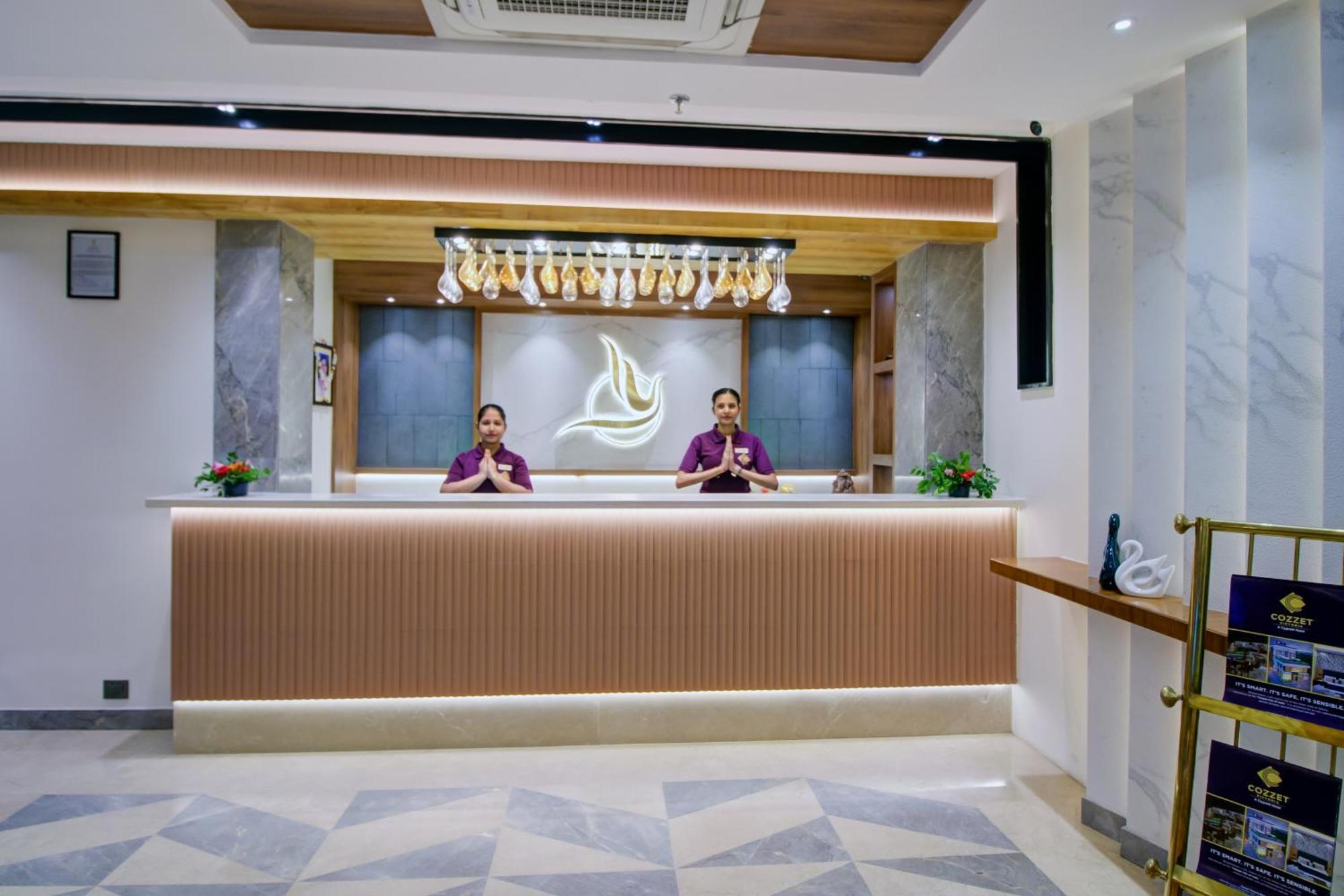 Cozzet Victoria Hotel Bhubaneswar Esterno foto