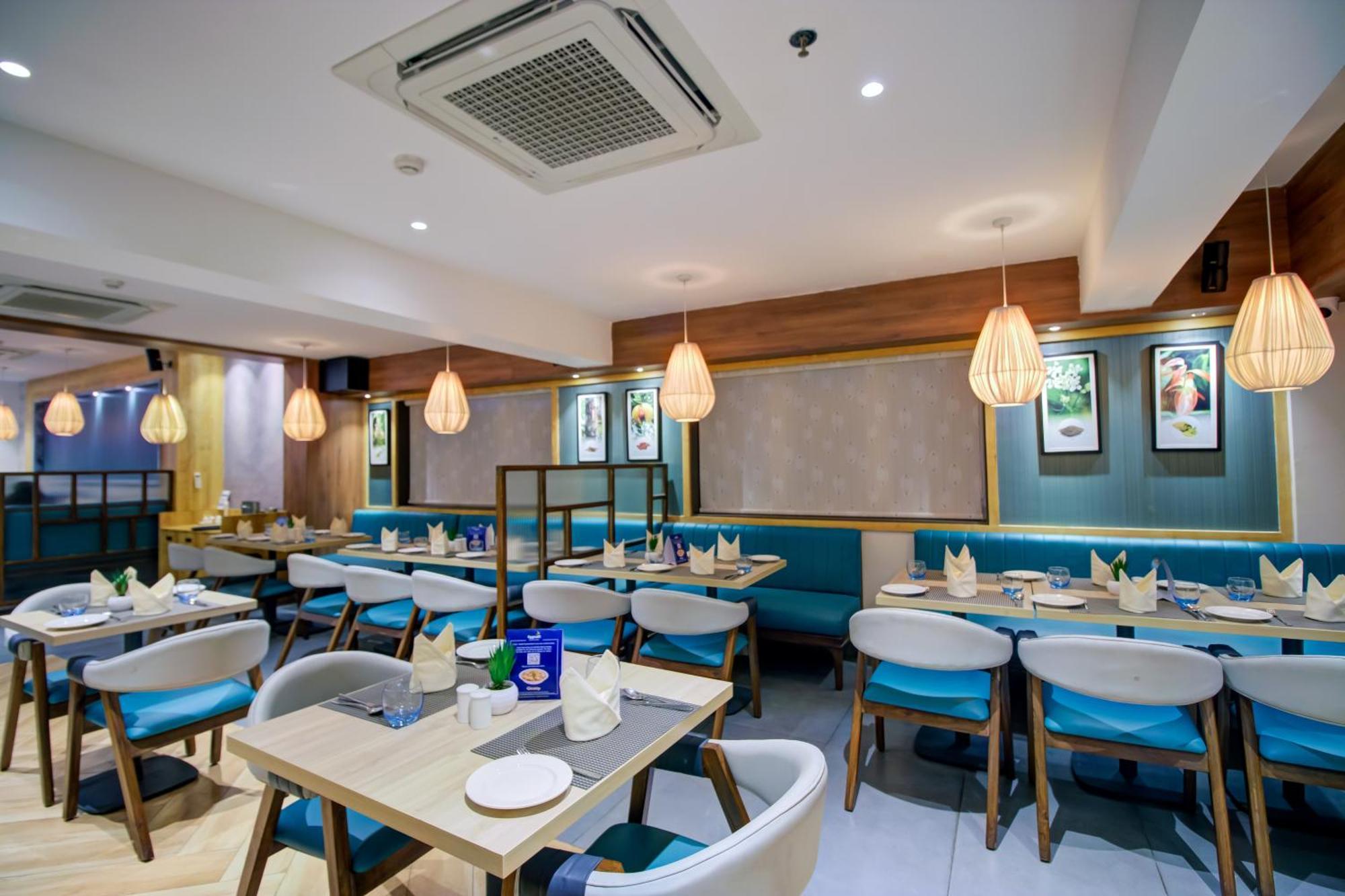 Cozzet Victoria Hotel Bhubaneswar Esterno foto