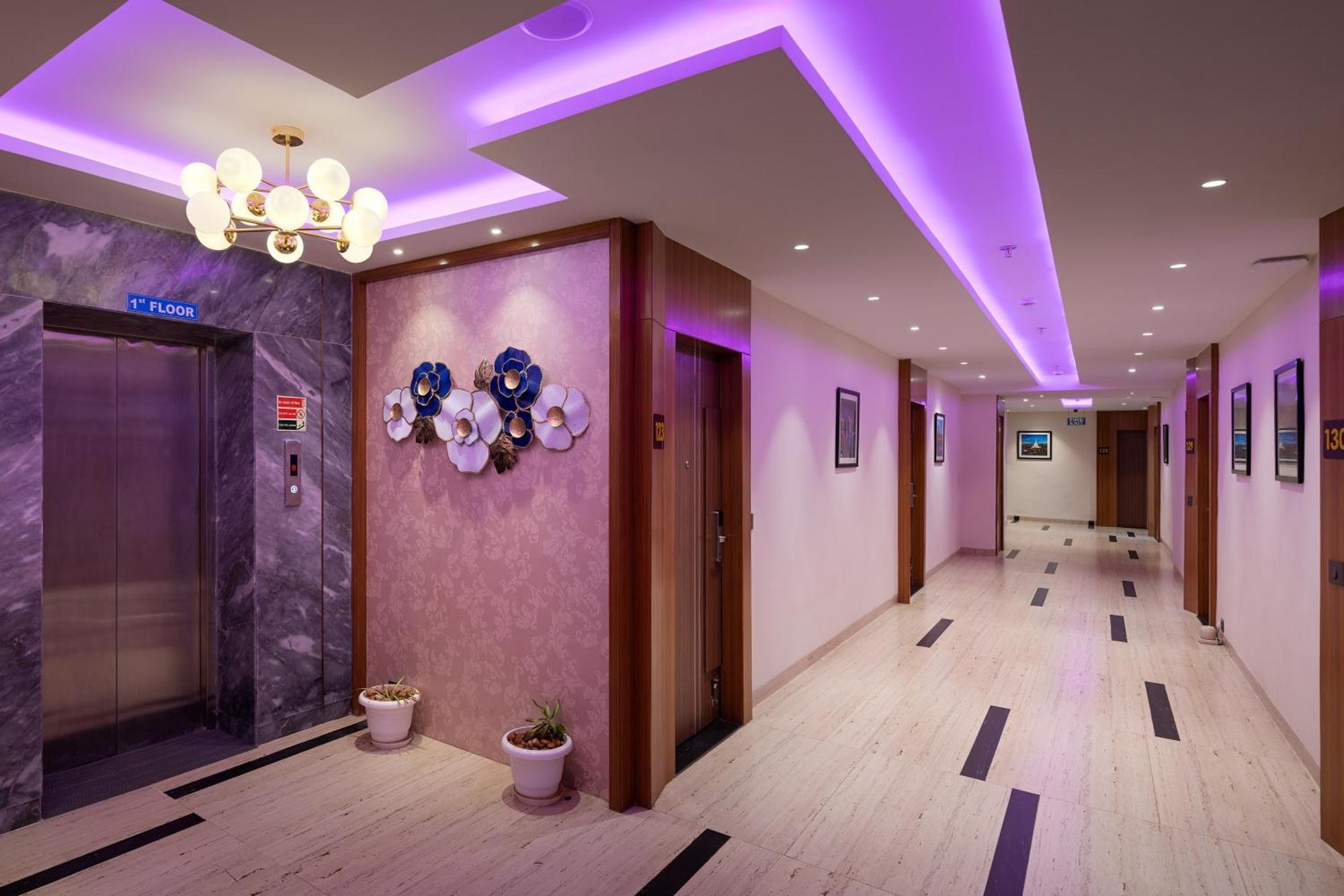 Cozzet Victoria Hotel Bhubaneswar Esterno foto