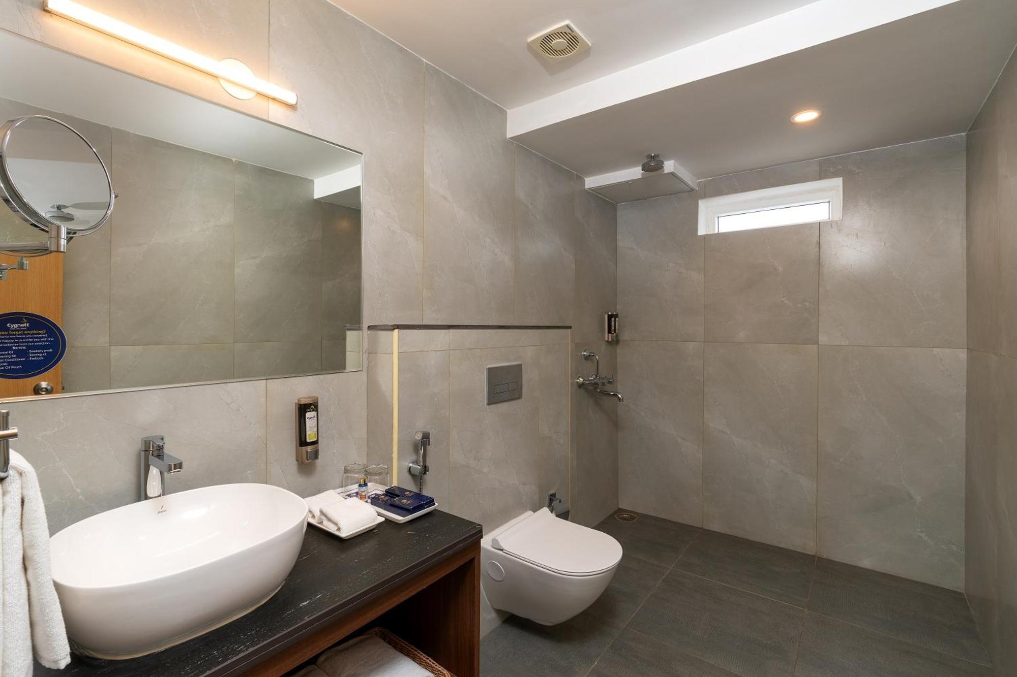 Cozzet Victoria Hotel Bhubaneswar Esterno foto